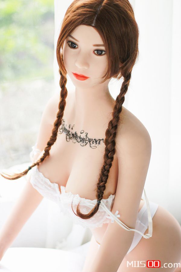 Camellia – 165cm Hot Real Life Small Breast Realistic Sex Dolls-MiisooDoll